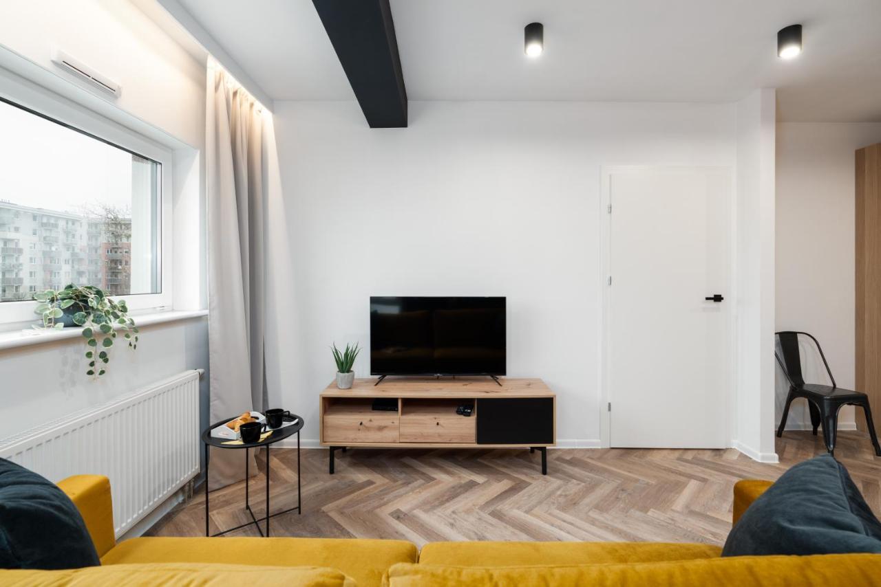 Loft Style Apartments Opienskiego With Parking By Noclegi Renters Poznań Exterior foto