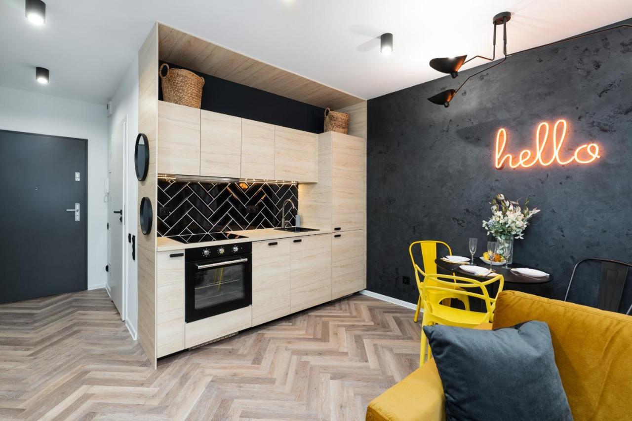 Loft Style Apartments Opienskiego With Parking By Noclegi Renters Poznań Exterior foto
